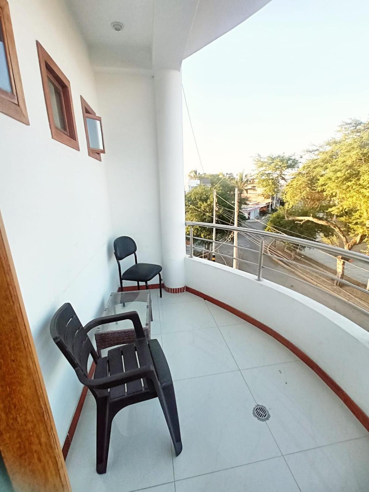 Deluxe Hotel Talara - A 5 Minutos Del Aeropuerto Y Plaza De Armas מראה חיצוני תמונה